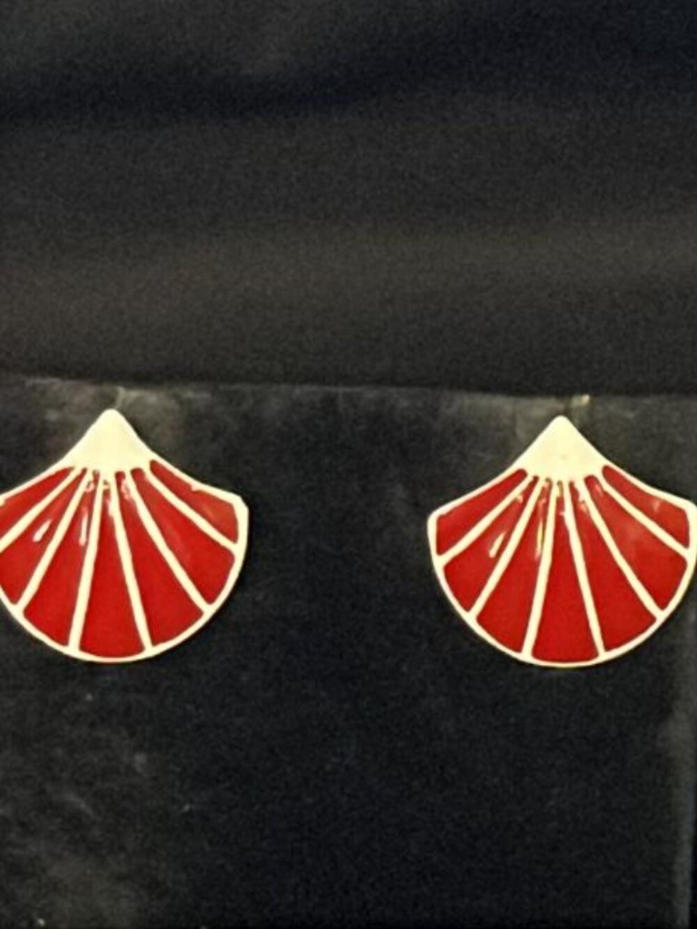 Red and White Enamel Fan Earrings